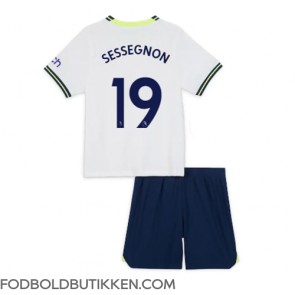 Tottenham Hotspur Ryan Sessegnon #19 Hjemmebanetrøje Børn 2022-23 Kortærmet (+ Korte bukser)